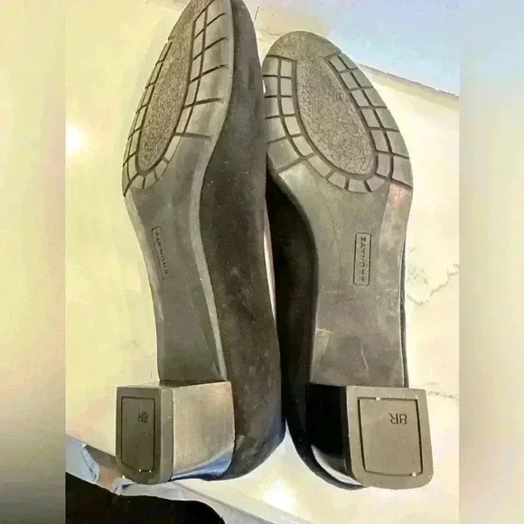 BRUNATE WOMEN'S SUEDE EFFECT FLATS-BLACK-with SILVER BUCKLE SZ 38(EU) - Picture 6 of 9